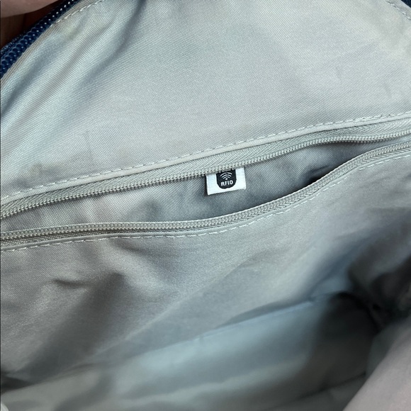 BAGGALLINI ANTI THEFT DENIM AND KNIT TRAVEL CONVERTIBLE BACKPACK SLING BAG RFID - Picture 10 of 14